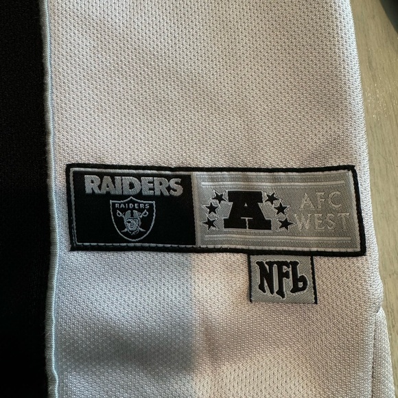 Men’s Vintage NFL Raiders Embroidered Therma Fit Pullover M - Great Condition! - Picture 3 of 5